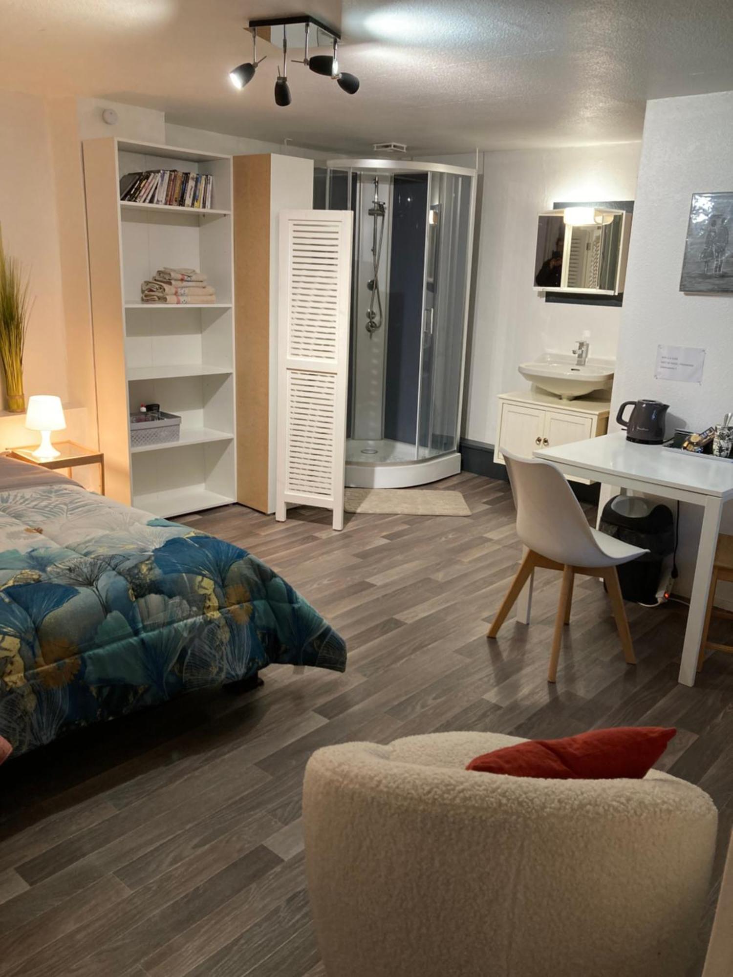 Gite D'Avalon Chambre 7 ディナン エクステリア 写真